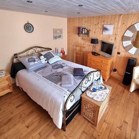 Ty Cosy, Chambre Privee Lägenhet Pluméliau Exteriör bild